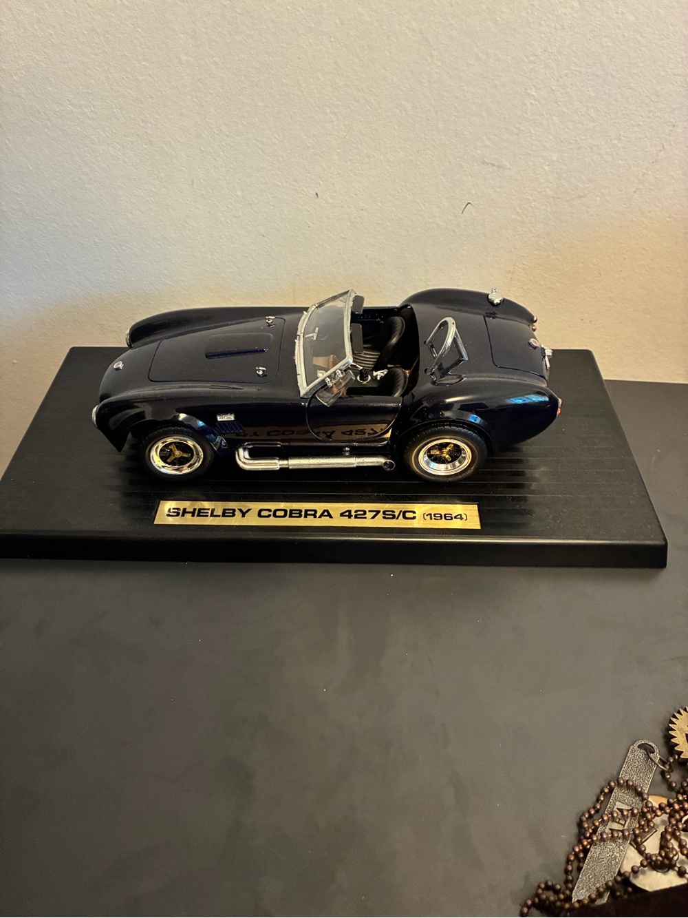 Shelby Cobra 427 S/C 1/18 Die Cast Model